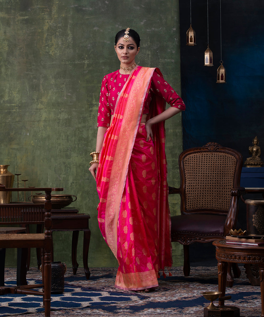 Handloom_Pink_And_Orange_Dual_Tone_Pure_Katan_Silk_Banarasi_Saree_with_Cutwork_Booti_WeaverStory_02