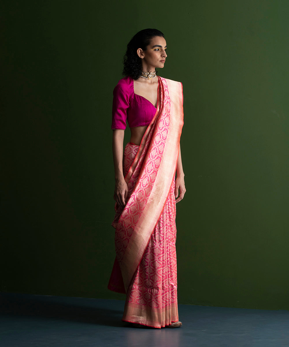 Handloom_Peach_and_Pink_Tanchoi_Pure_Katan_Silk_Banarasi_Saree_with_Zari_Border_WeaverStory_02