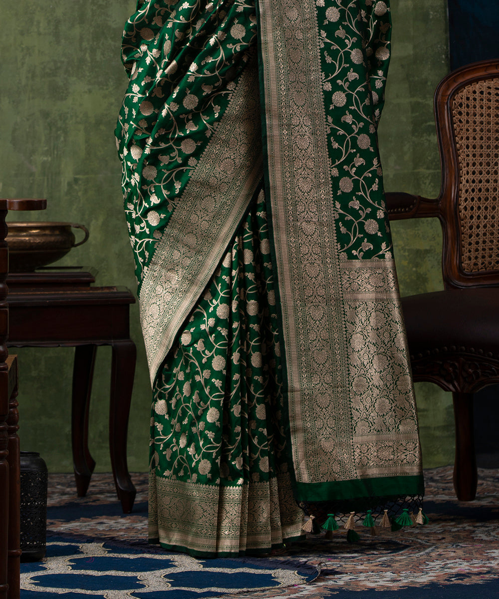 Green_Handloom_Pure_Katan_Silk_Banarasi_Saree_with_Cutwork_Jangla_WeaverStory_04