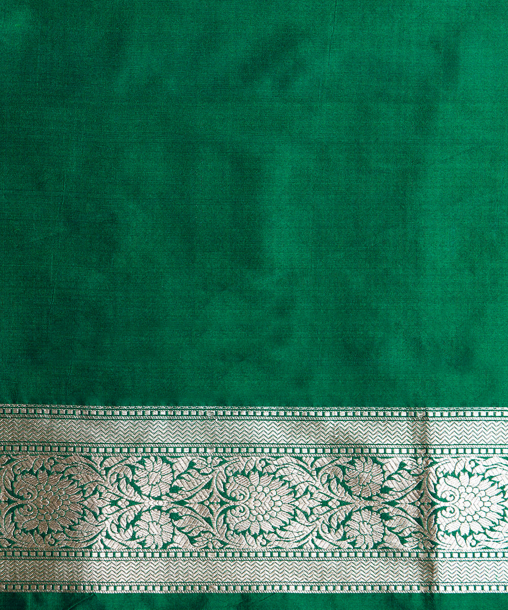 Green_Handloom_Pure_Katan_Silk_Banarasi_Saree_with_Cutwork_Jangla_WeaverStory_05