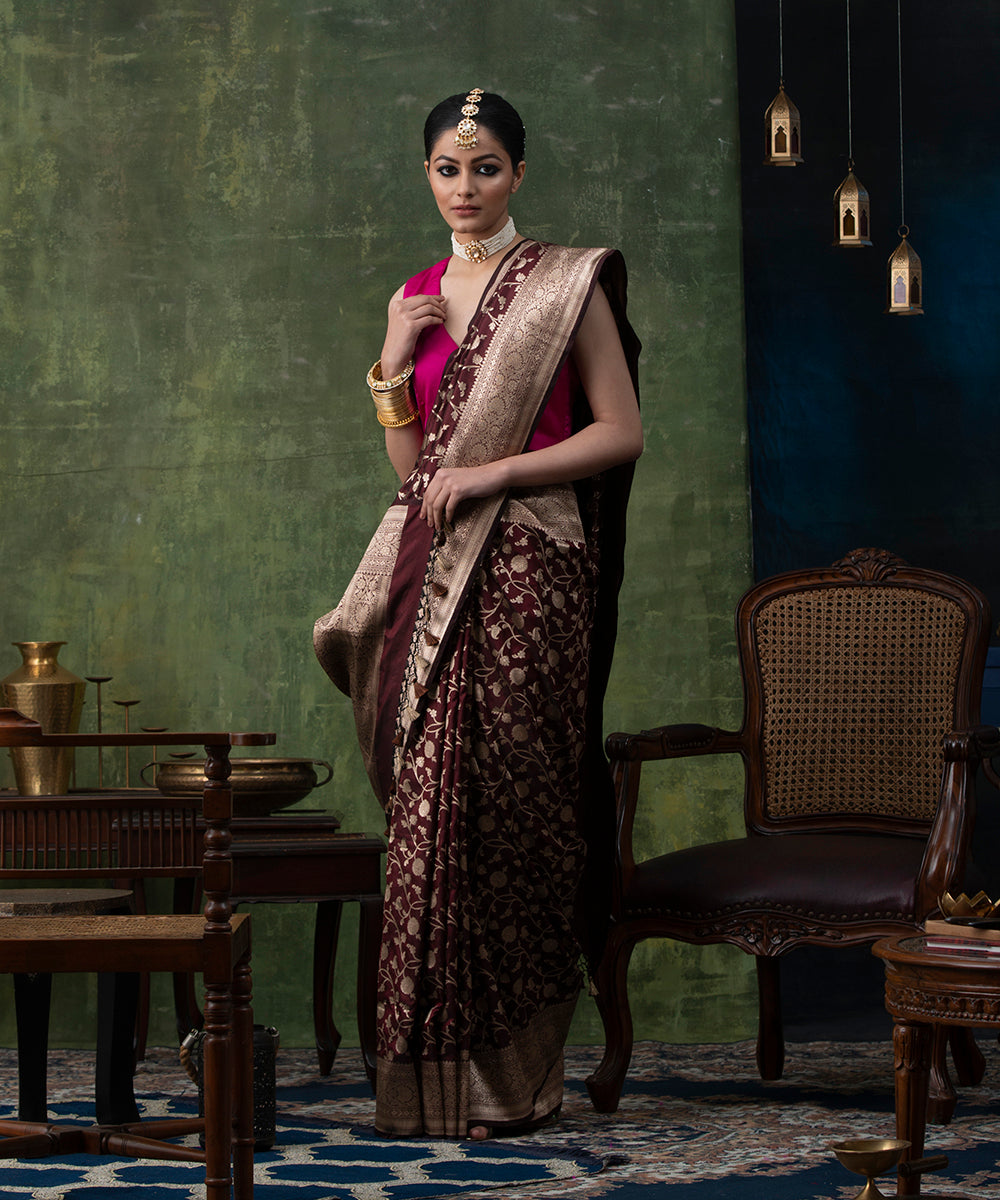 Handloom_Chocolate_Brown_Pure_Katan_Silk_Banarasi_Saree_with_Cutwork_Jangla_WeaverStory_02