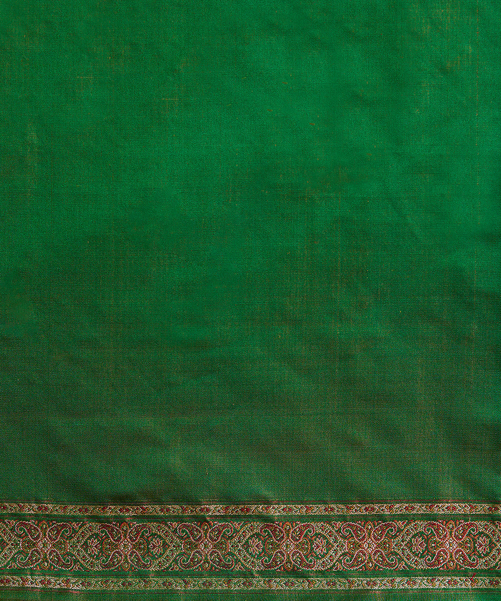 Purple_Reshmi_Jamawar_Tanchoi_With_3_Color_Meenakari_And_Green_Selvedge_WeaverStory_05