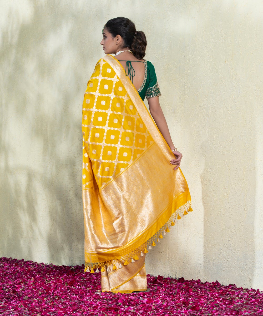 Mustard_Yellow_Handloom_Kadhwa_Banarasi_Saree_with_Chowkadi_Jangla_Design_WeaverStory_03