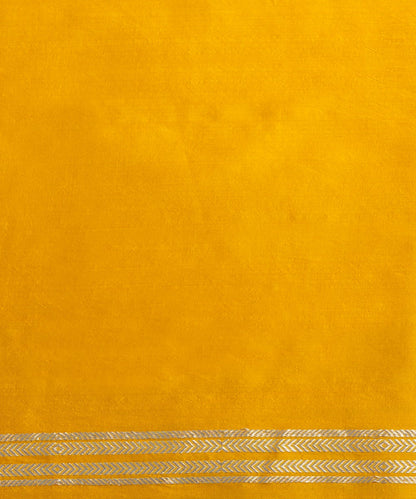 Mustard_Yellow_Handloom_Kadhwa_Banarasi_Saree_with_Chowkadi_Jangla_Design_WeaverStory_05