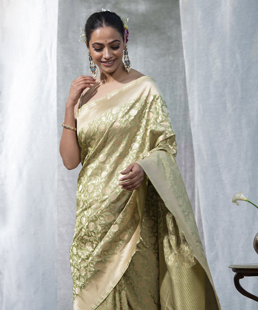 Light_Green_Handloom_Pure_Katan_Silk_Cutwork_Banarasi_Saree_with_Jangla_WeaverStory_01