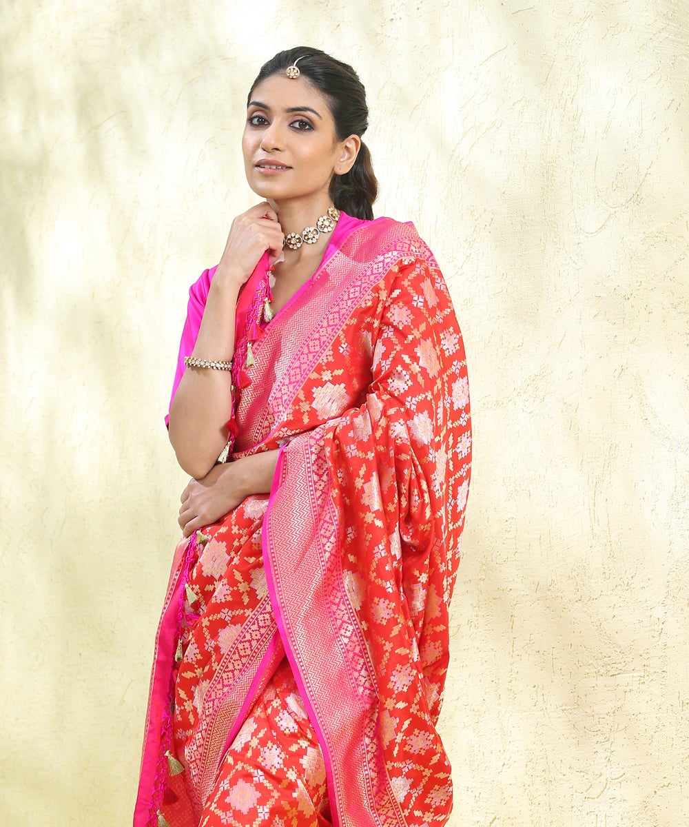 Handloom_Red_Pure_Katan_Silk_Banarasi_Patola_Saree_With_Gold_And_Silver_Zari_WeaverStory_01