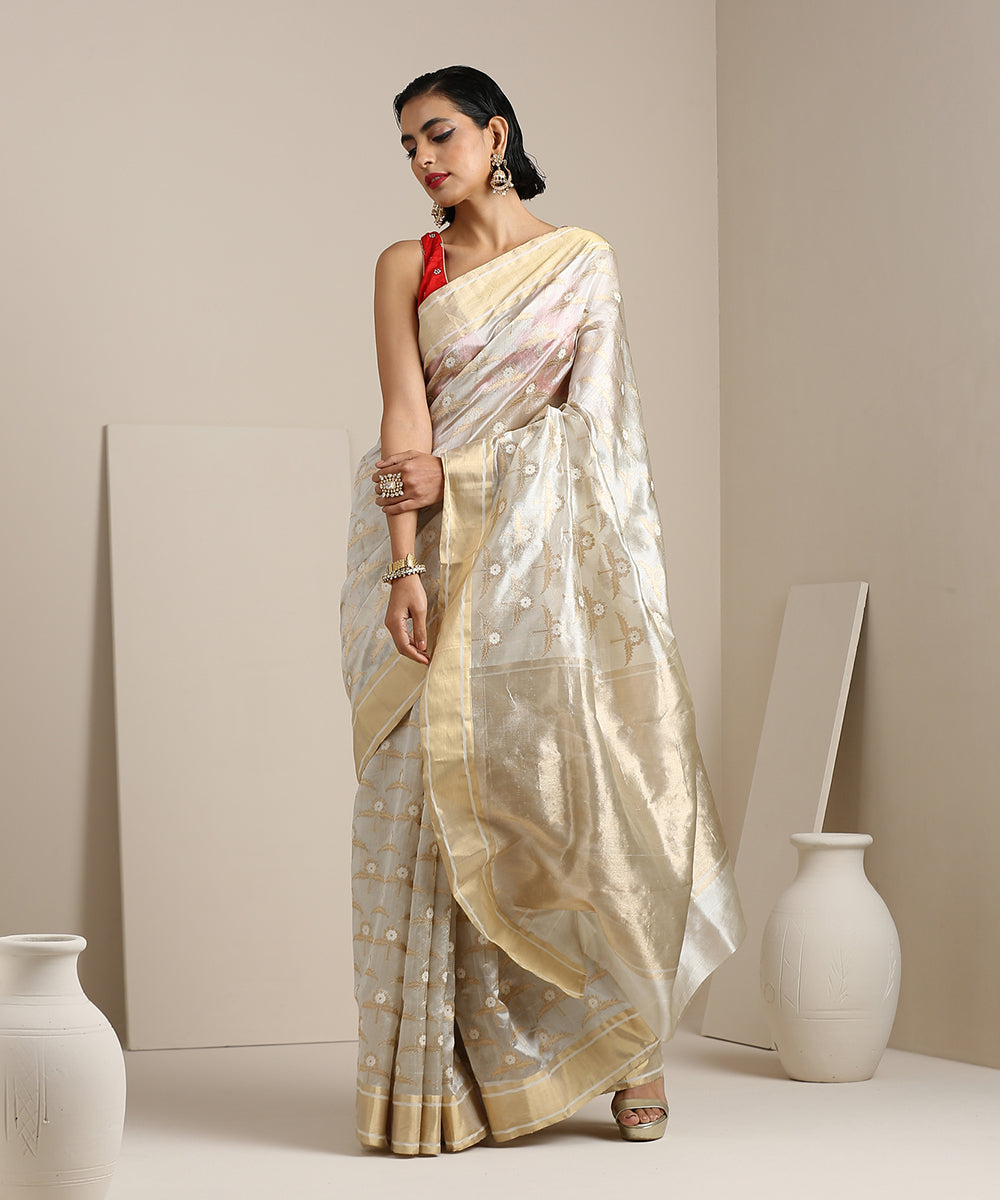 Handloom_White_Silk_Chanderi_Saree_With_Sunflower_Boota_WeaverStory_02