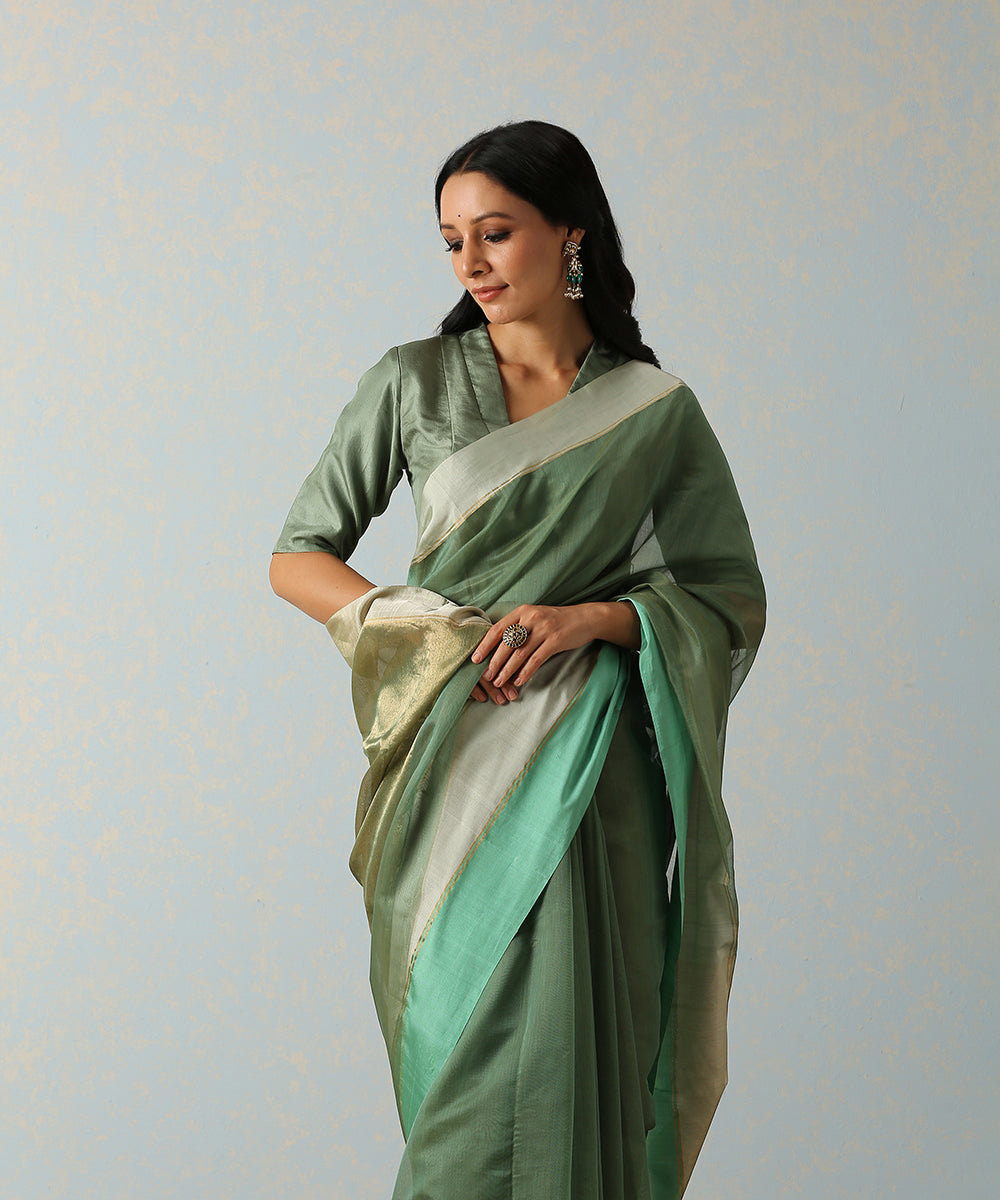 Green_Handloom_Cotton_Silk_Chanderi_Saree_With_8_Inches_Border_WeaverStory_01
