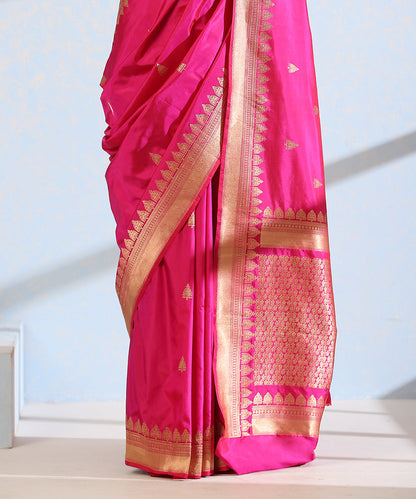 Handloom_Rani_Pink_Pure_Katan_Silk_Banarasi_Saree_With_Small_Border_And_Booti_WeaverStory_04