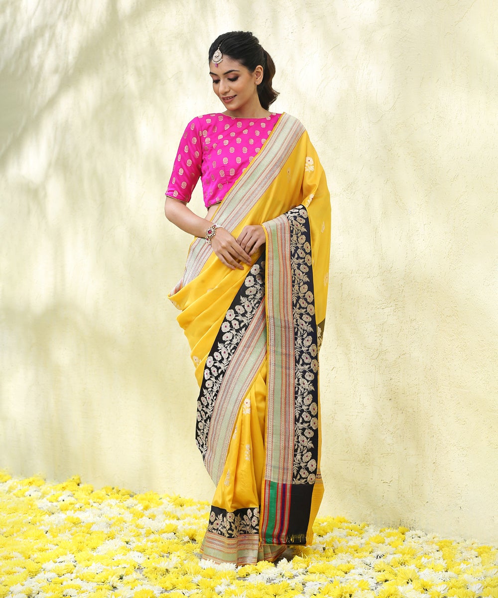 Yellow_Handloom_Pure_Katan_Silk_Banarasi_Saree_With_Blue_And_Red_Multicolor_Border_WeaverStory_02