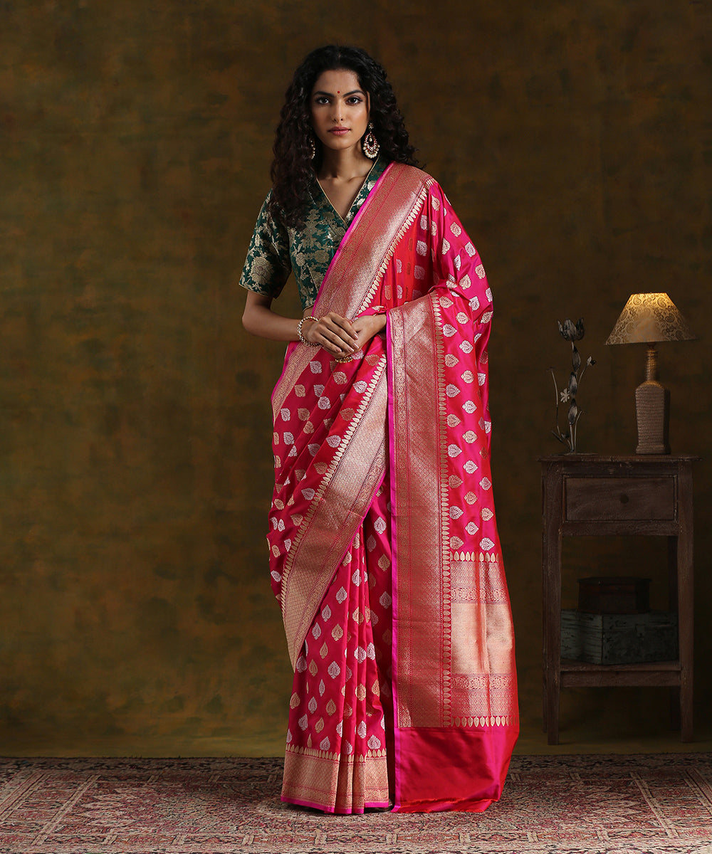 Handloom_Hot_Pink_Pure_Katan_Silk_Banarasi_Saree_Sona_Rupa_Zari_Kadhwa_Booti_WeaverStory_02