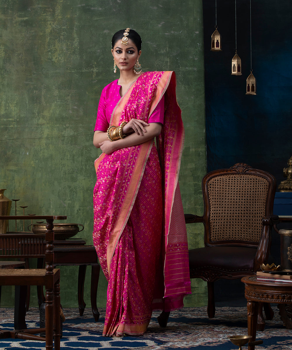 Hot_Pink_Handloom_Pure_Katan_Silk_Banarasi_Saree_with_Beldaar_Cutwork_Jamdani_work_WeaverStory_02