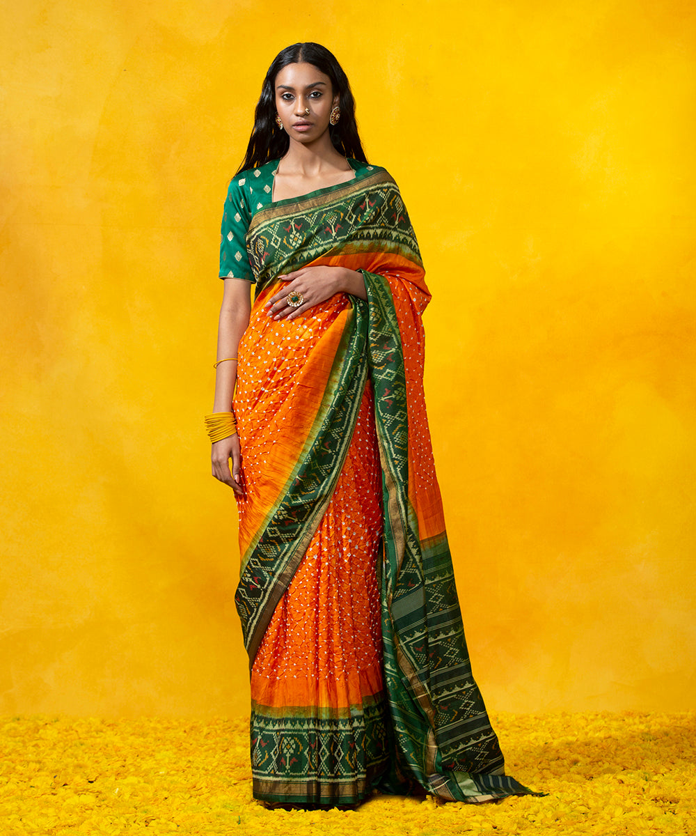 Handloom_Yellow_Mulberry_Silk_Bandhani_Saree_With_Green_Patola_Border_WeaverStory_02