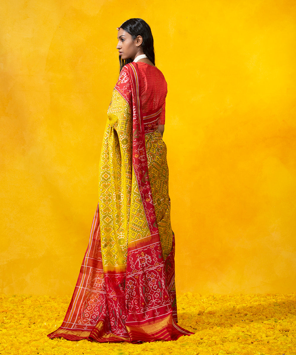 Handloom_Yellow_Mulberry_Silk_Patola_Saree_With_Red_Border_Pallu_WeaverStory_03