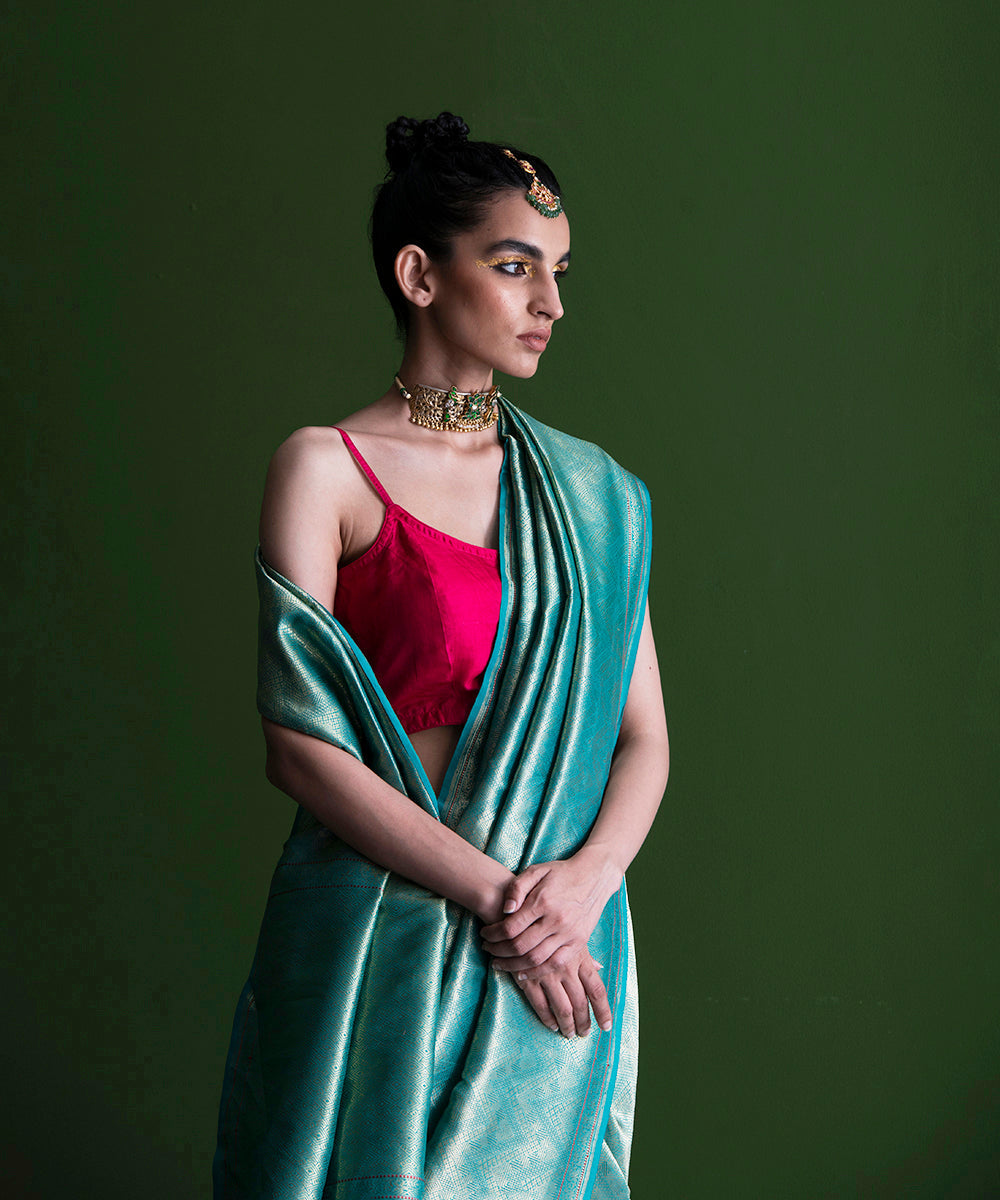 Handloom_Green_Kimkhab_Pure_Katan_Silk_Banarasi_Saree_with_Pink_Blouse_WeaverStory_01