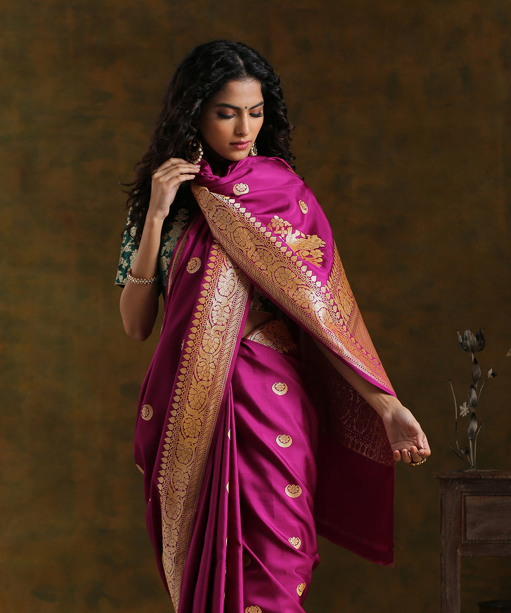 Plum_Handloom_Pure_Katan_Silk_Chaand_Boota_Banarasi_Saree_WeaverStory_01