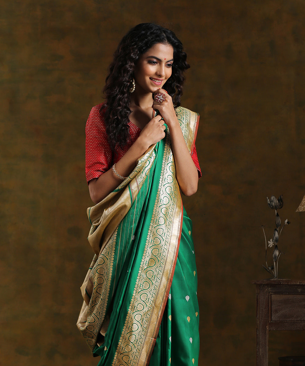 Handloom_Green_Pure_Katan_Silk_Banarasi_Saree_Kadhwa_Booti_Saree_With_Gold_And_Silver_Zari_WeaverStory_01