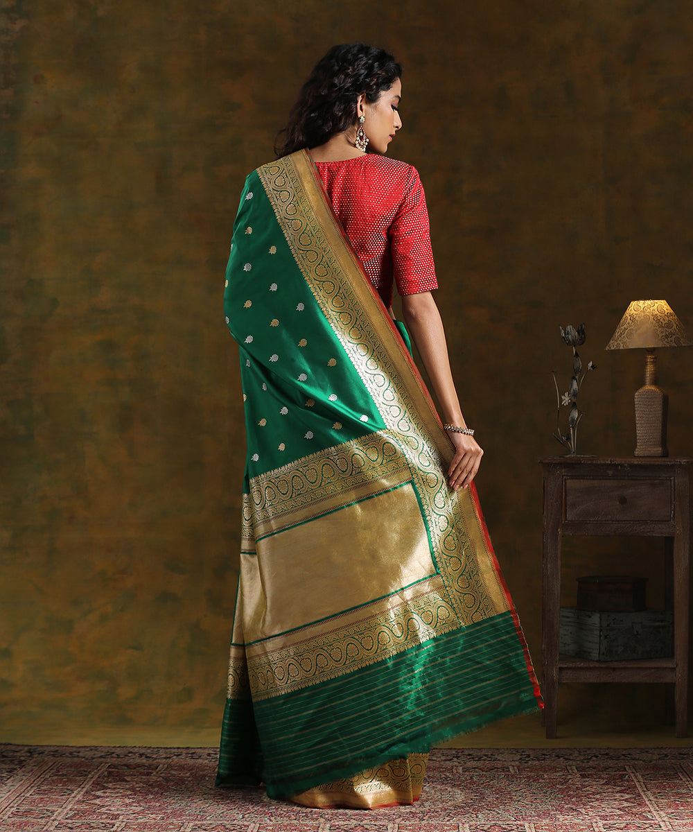 Handloom_Green_Pure_Katan_Silk_Banarasi_Saree_Kadhwa_Booti_Saree_With_Gold_And_Silver_Zari_WeaverStory_03