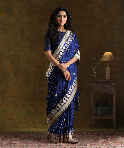 Blue_Handloom_Pure_Katan_Silk_Kadhwa_Booti_Banarasi_Saree_With_Paisley_Border_WeaverStory_02