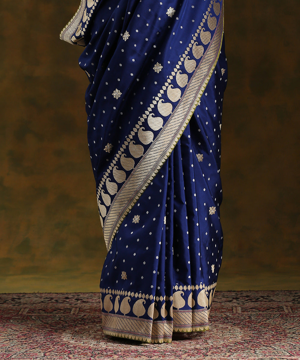 Blue_Handloom_Pure_Katan_Silk_Kadhwa_Booti_Banarasi_Saree_With_Paisley_Border_WeaverStory_04