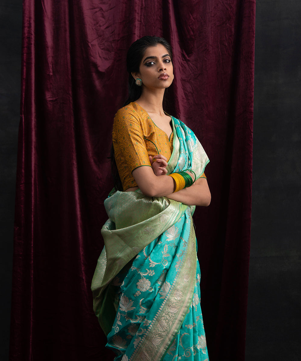 Handloom_Blue_Kadhwa_Jangla_Pure_Katan_Silk_Banarasi_Saree_With_Light_Green_Border_WeaverStory_01