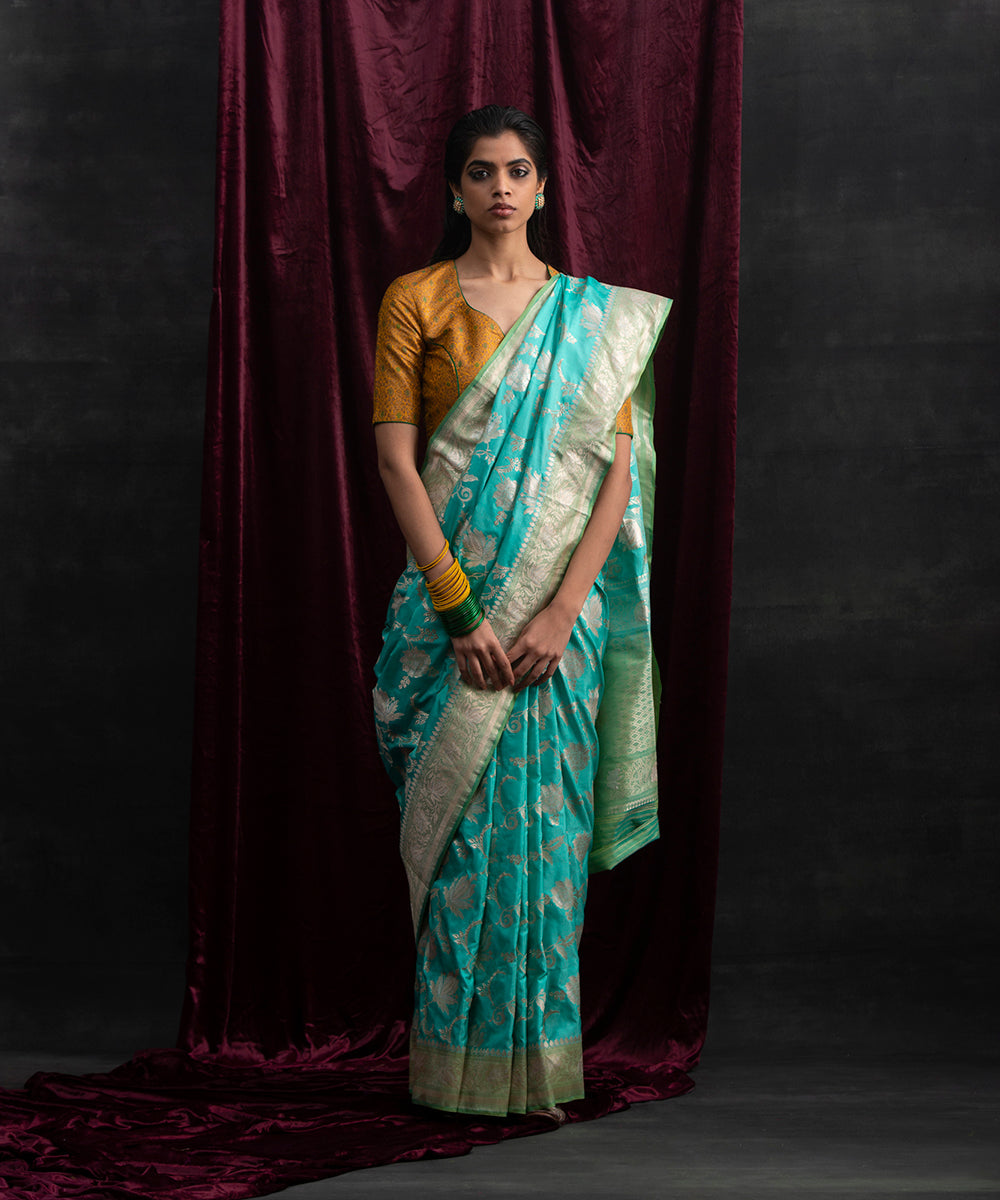 Handloom_Blue_Kadhwa_Jangla_Pure_Katan_Silk_Banarasi_Saree_With_Light_Green_Border_WeaverStory_02