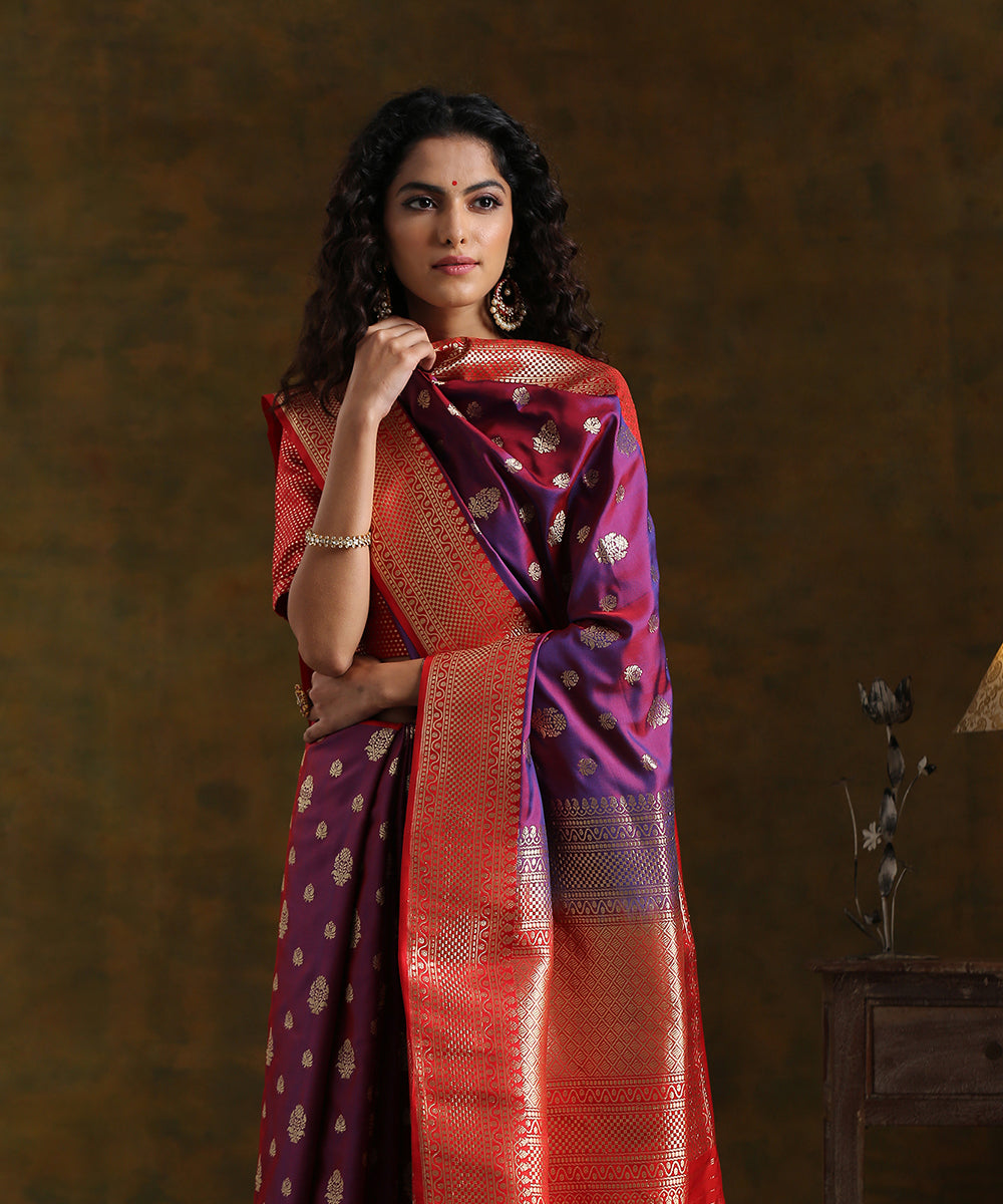 Handloom_Purple_Pure_Katan_Silk_Ektara_Jangla_Banarasi_Saree_With_Red_Border_WeaverStory_01