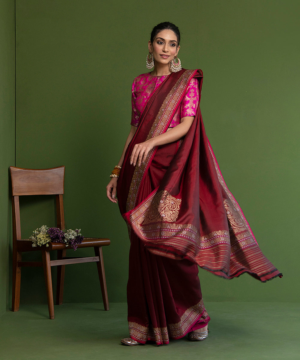 Maroon_Handloom_Ektara_Plain_Pure_Katan_Silk_Banarasi_Saree_With_Jamdani_Border_WeaverStory_02