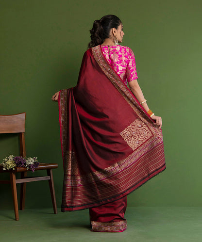 Maroon_Handloom_Ektara_Plain_Pure_Katan_Silk_Banarasi_Saree_With_Jamdani_Border_WeaverStory_03