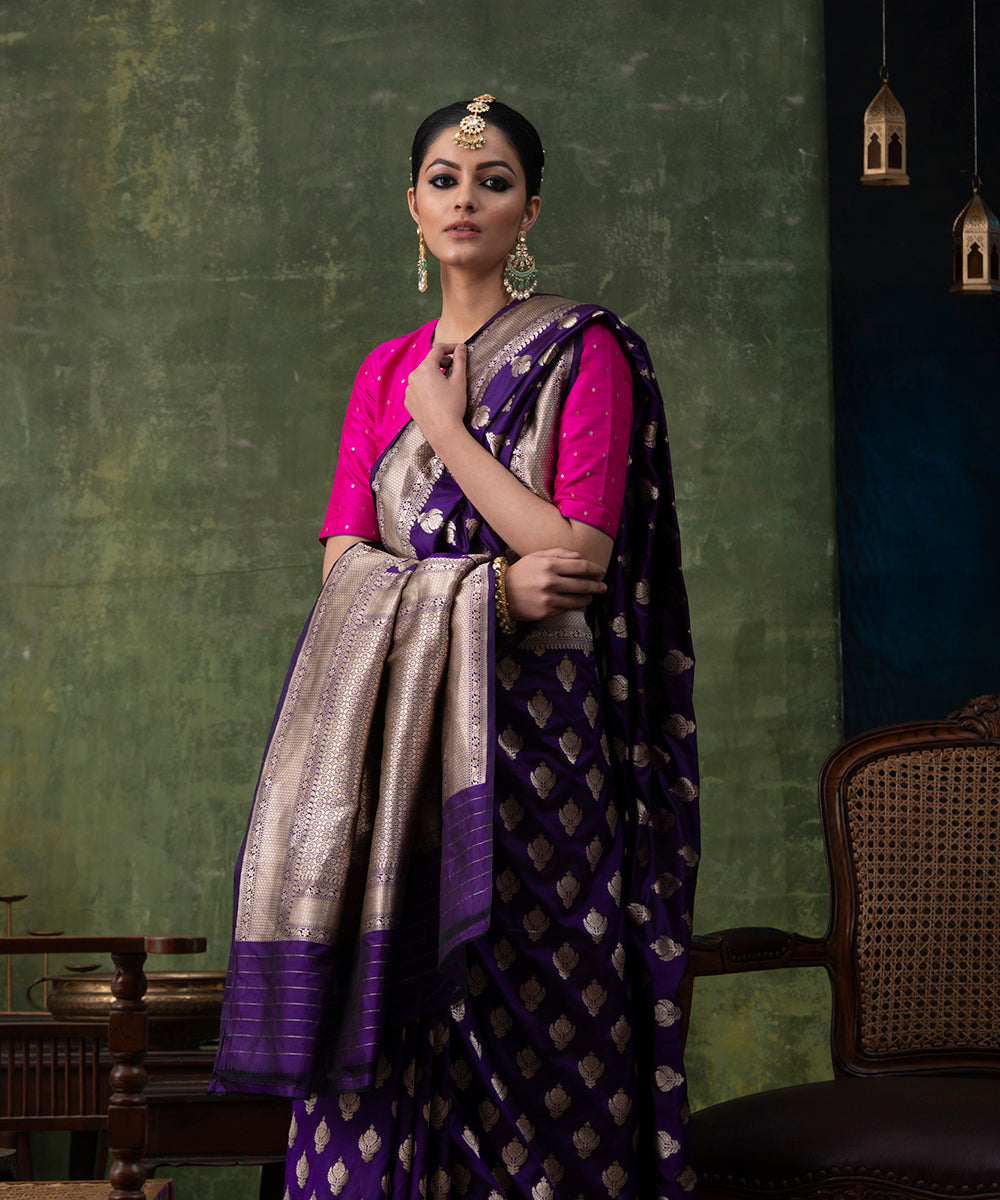 Purple_Handloom_Pure_Katan_Silk_Banarasi_Saree_with_Traditional_Mughal_Booti_WeaverStory_01