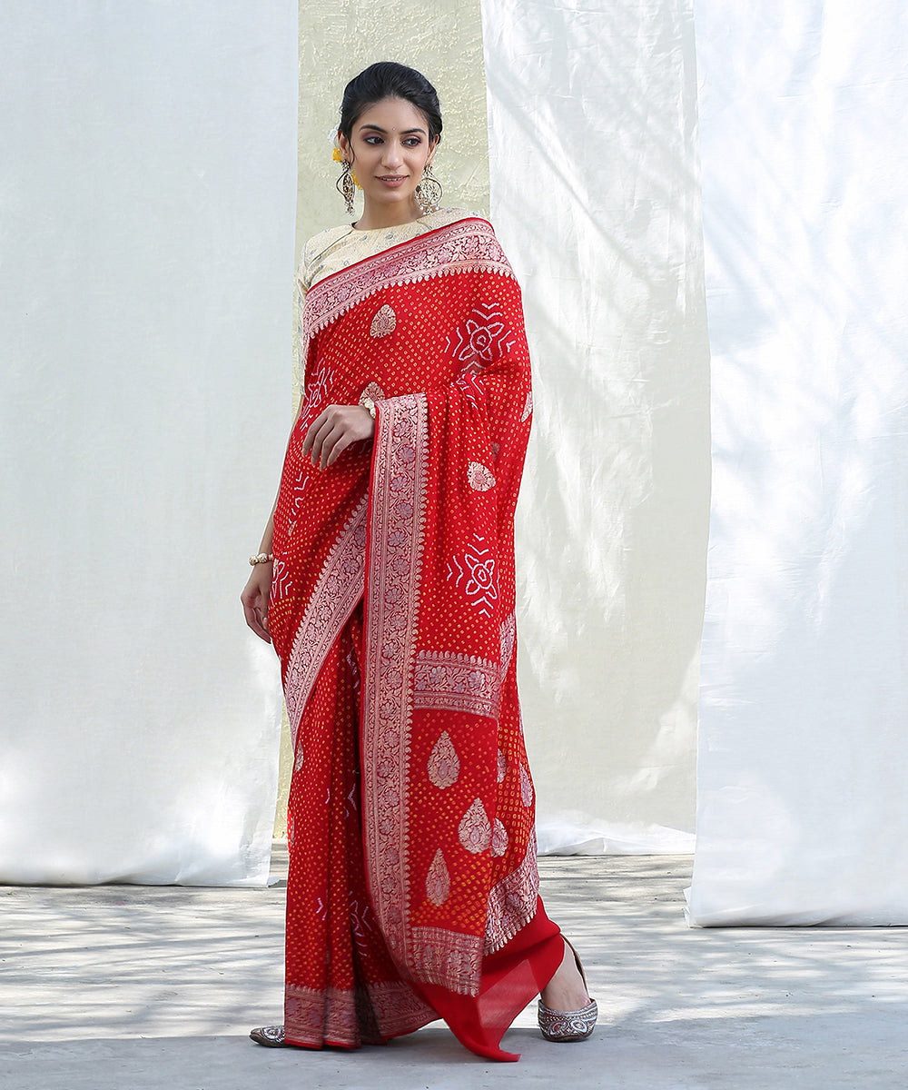 Red_Handloom_Georgette_Banarasi_Bandhej_Saree_with_Kadhwa_Booti_WeaverStory_02