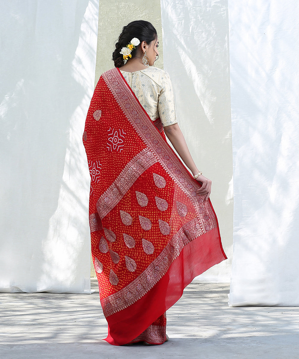 Red_Handloom_Georgette_Banarasi_Bandhej_Saree_with_Kadhwa_Booti_WeaverStory_03