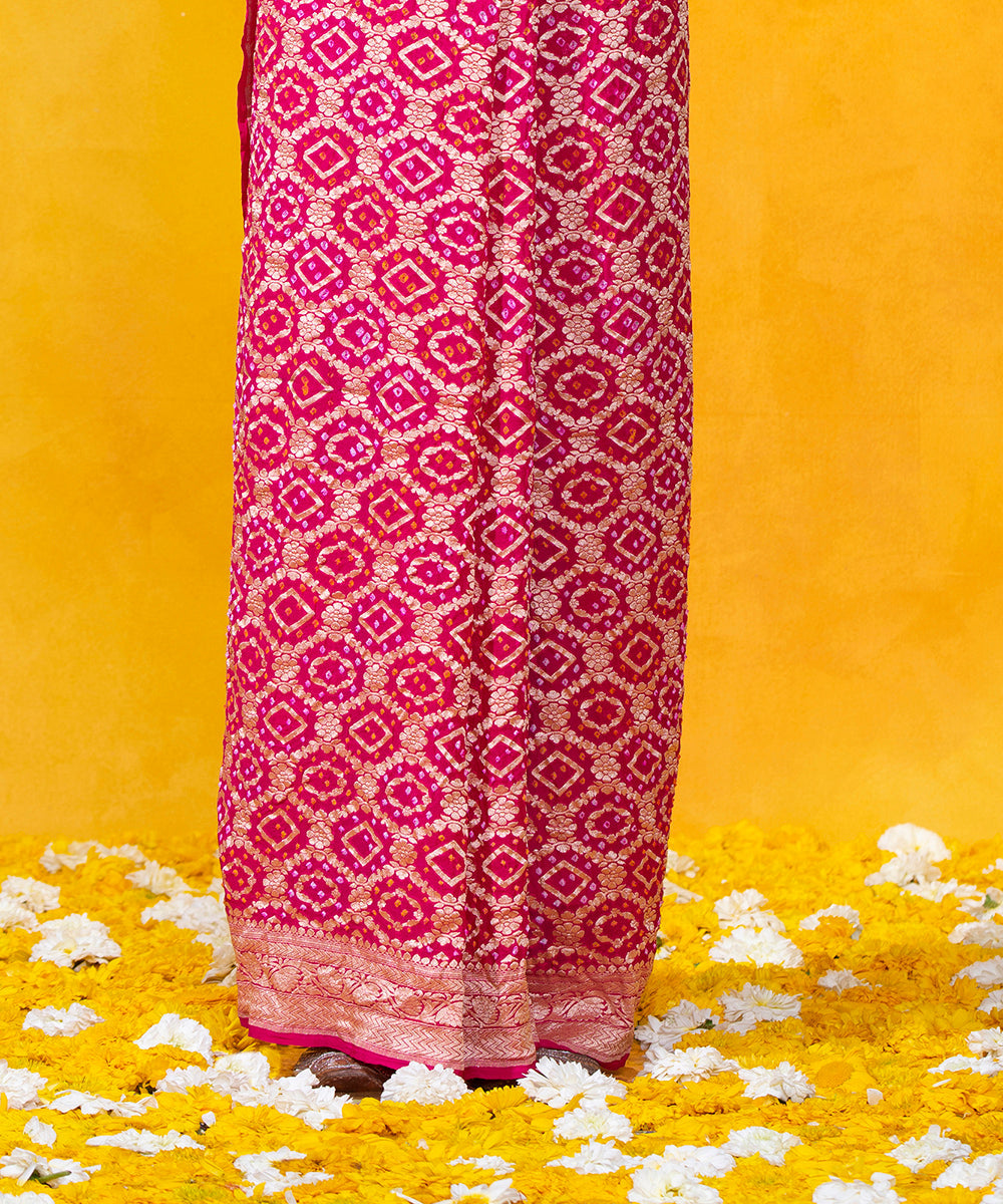 Pink_Handloom_Georgette_Banarasi_Bandhej_Saree_With_Cutwork_Weave_and_Jaal_WeaverStory_04