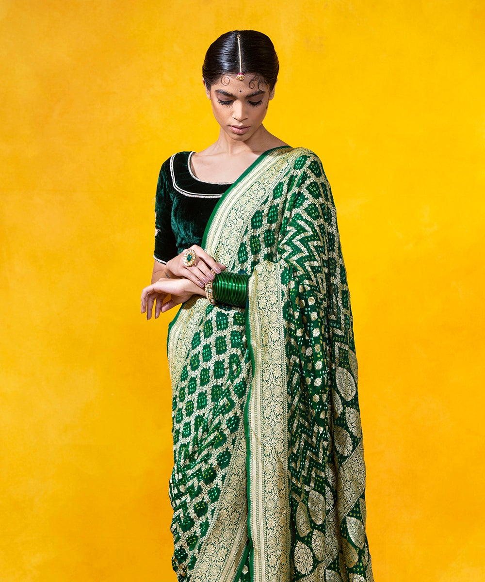 Handloom_Dark_Green_Georgette_Banarasi_Bandhej_Saree_With_Cutwork_Weave_WeaverStory_01