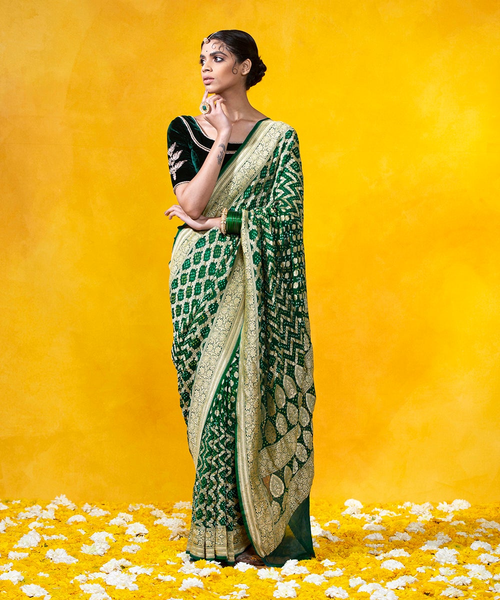 Handloom_Dark_Green_Georgette_Banarasi_Bandhej_Saree_With_Cutwork_Weave_WeaverStory_02