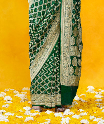 Handloom_Dark_Green_Georgette_Banarasi_Bandhej_Saree_With_Cutwork_Weave_WeaverStory_04