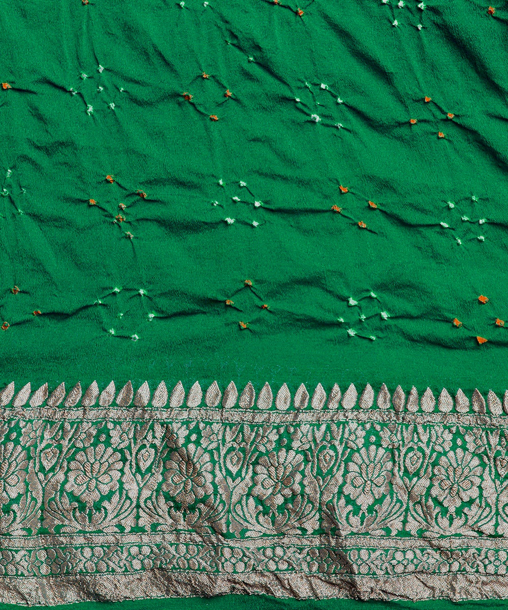 Handloom_Dark_Green_Georgette_Banarasi_Bandhej_Saree_With_Cutwork_Weave_WeaverStory_05