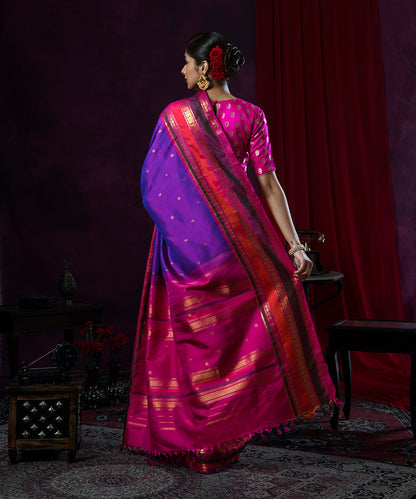 Handloom_Purple_Pure_Silk_Kanjivaram_Saree_With_Pink_Border_WeaverStory_03