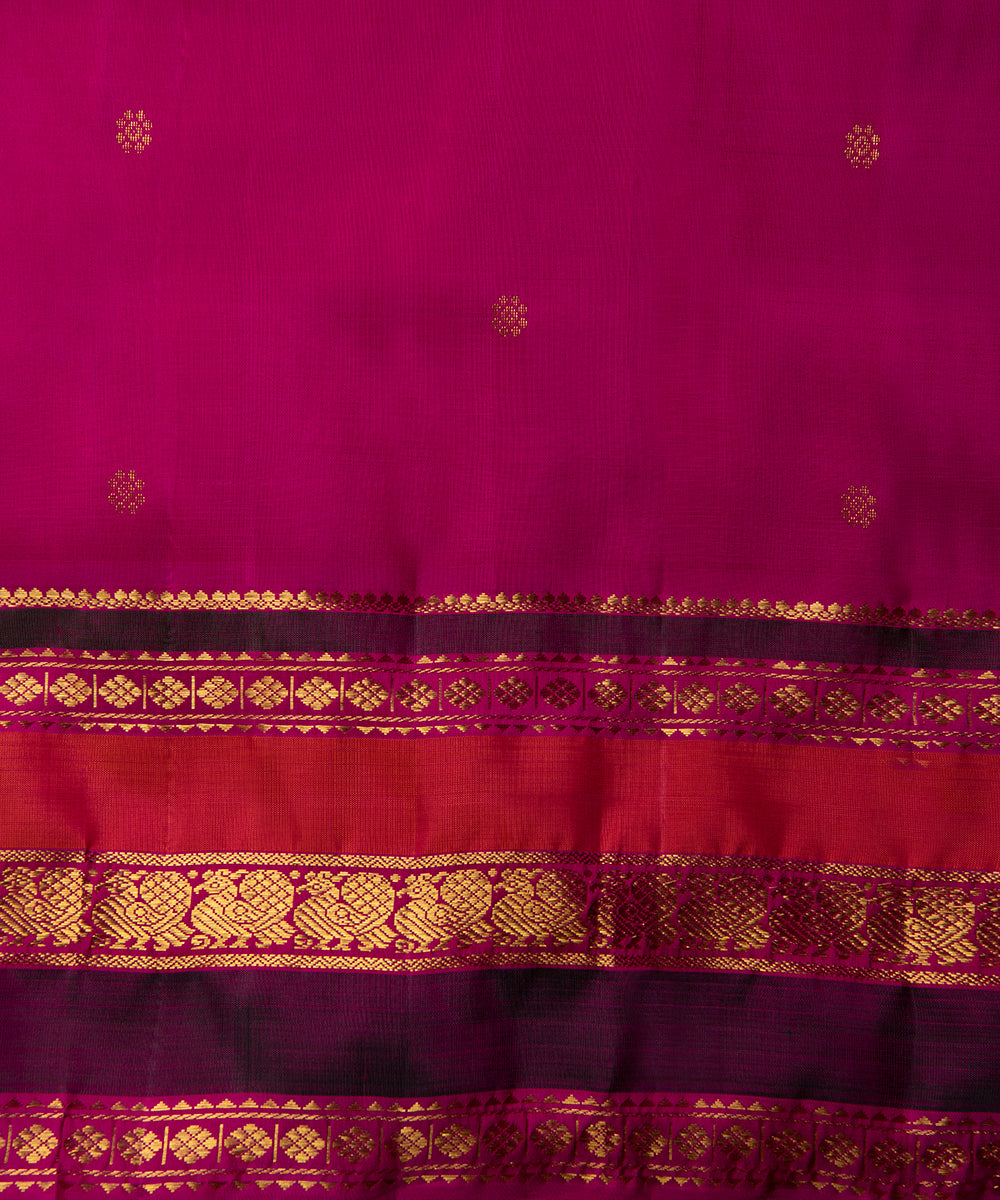 Handloom_Purple_Pure_Silk_Kanjivaram_Saree_With_Pink_Border_WeaverStory_05