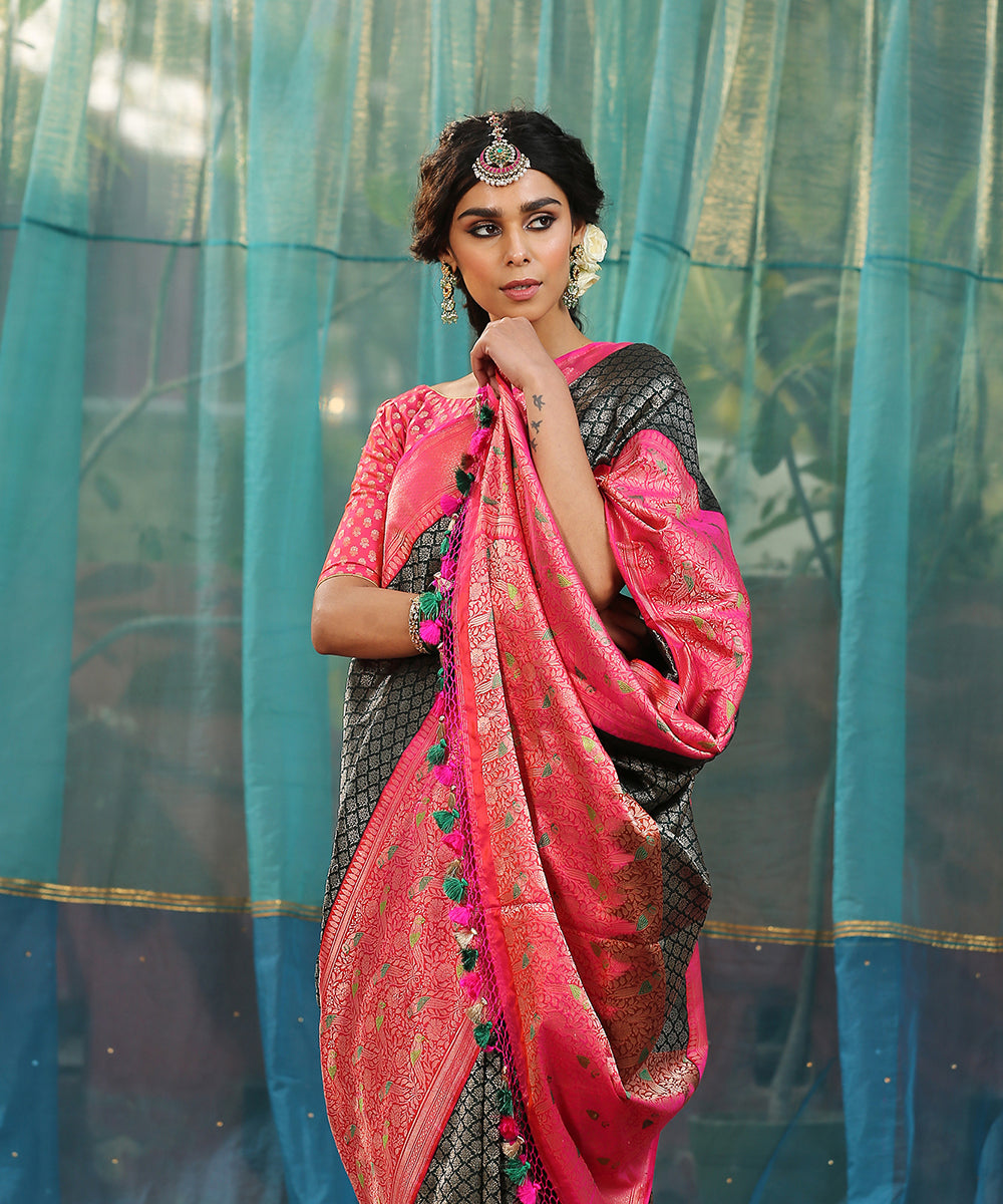 Handloom_Bottle_Green_Pure_Katan_Silk_Banarasi_Saree_With_Meenakari_Shikargah_Border_WeaverStory_01