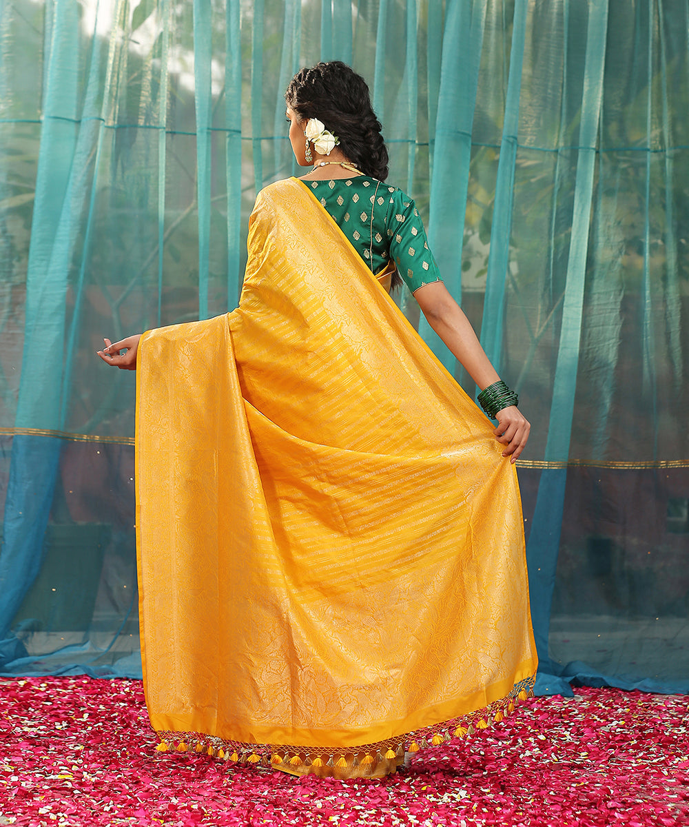 Yellow_Handloom_Striped_Pure_Katan_Silk_Banarasi_Saree_With_Broad_Shikargah_Border_WeaverStory_03