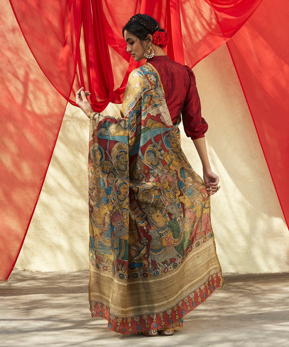 Handloom_Mustard_Pure_Chanderi_Cotton_Silk_Saree_With_All_Over_Lotus_Flower_Motifs_and_Krishna_On_Pallu_WeaverStory_03