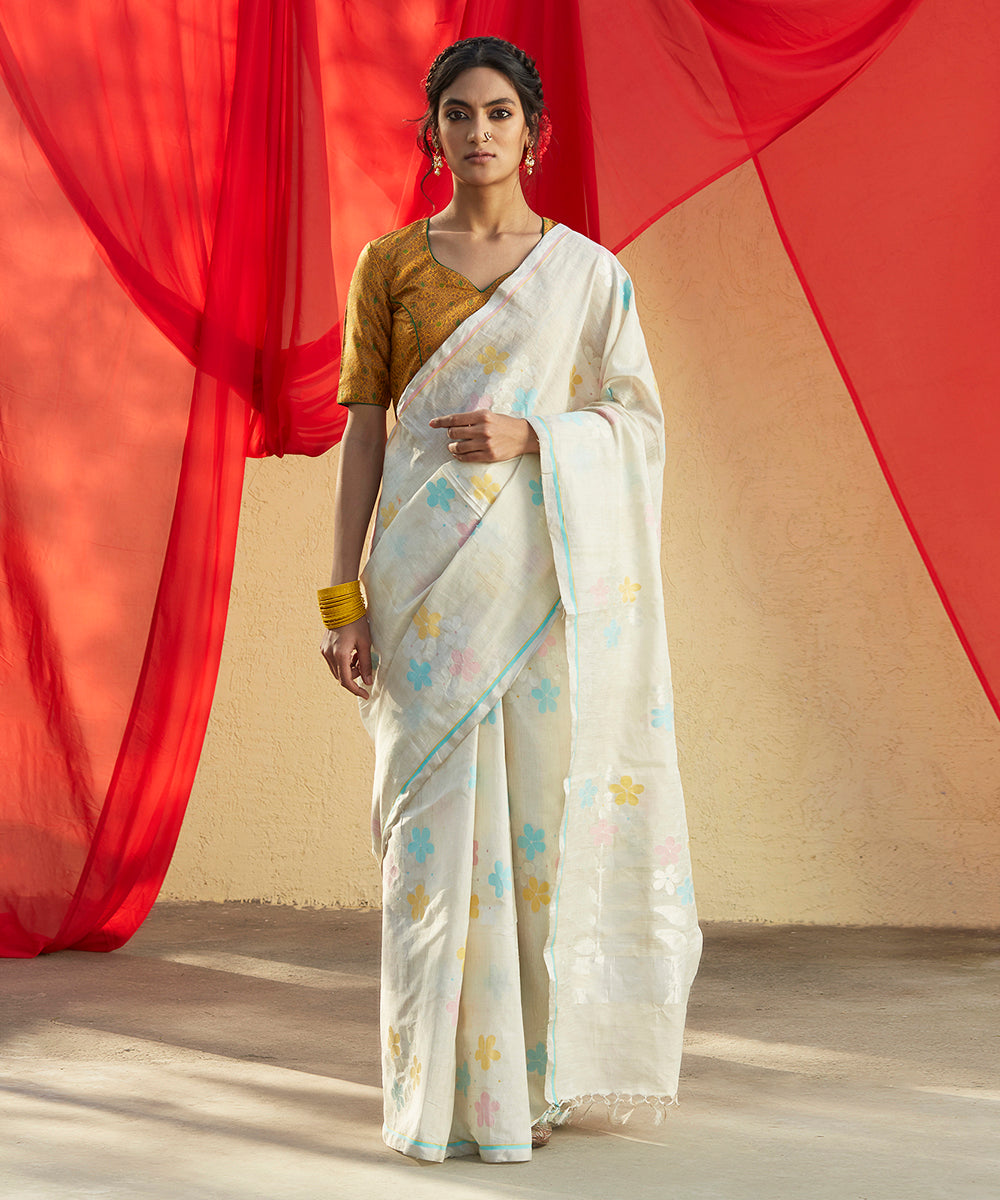Handloom_White_Pure_Moonga_Tissue_Silk_Saree_With_Pink_And_Blue_Floral_Jamdani_Weave_WeaverStory_02