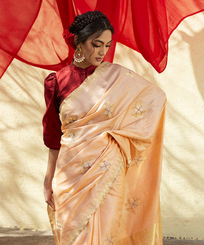 Light_Peach_Handloom_Moonga_Silk_Saree_With_Gold_And_Silver_Zari_Booti_WeaverStory_01