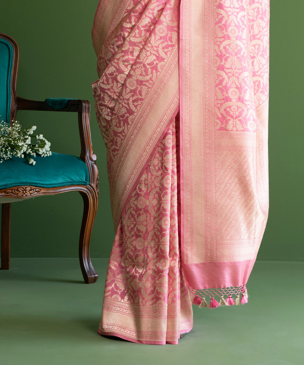 Pink_Handloom_Pure_Katan_Silk_Banarasi_Saree_With_Cutwork_Floral_Jaal_WeaverStory_04