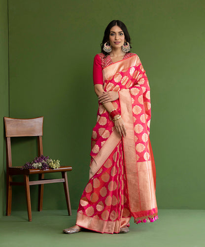 Handloom_Pink_Pure_Katan_Silk_Banarasi_Saree_With_Cutwork_Gold_Zari_Boota_WeaverStory_02