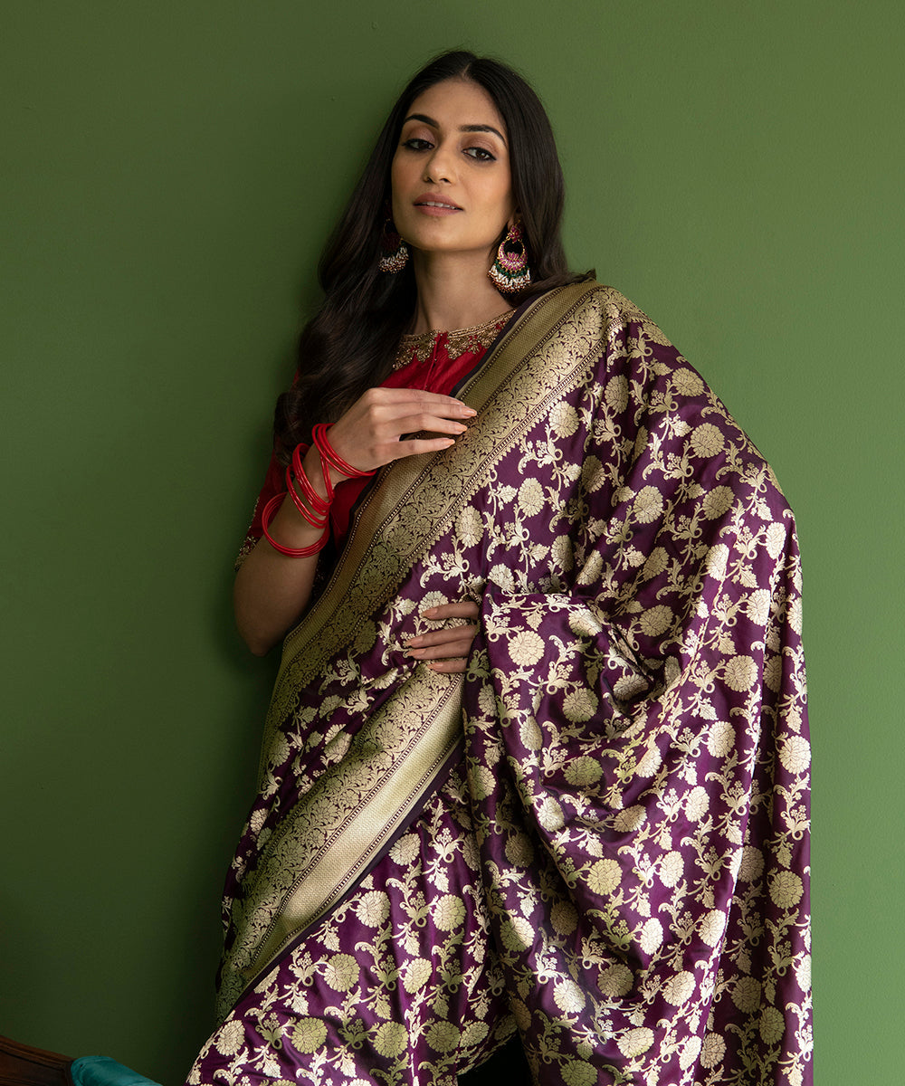 Handloom_Purple_Pure_Katan_Silk_Banarasi_Saree_With_Cutwork_Zari_Floral_Jaal_WeaverStory_01