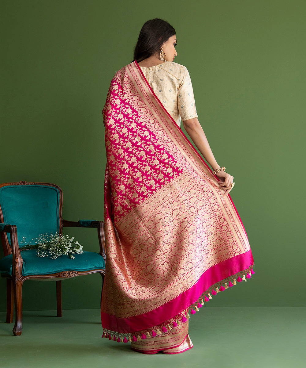 Handloom_Pink_Pure_Katan_Silk_Banarasi_Cutwork_Saree_With_Gold_Zari_Jaal_WeaverStory_03