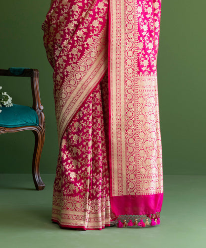 Handloom_Pink_Pure_Katan_Silk_Banarasi_Cutwork_Saree_With_Gold_Zari_Jaal_WeaverStory_04