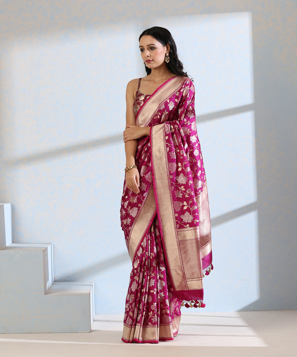 Handloom_Purple_Floral_Jaal_Pure_Katan_Silk_Banarasi_Saree_With_Sona_Rupa_Zari_WeaverStory_02